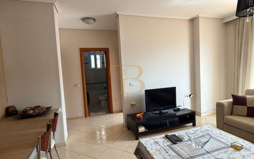 Apartament 2+1 me qera, Sarandë