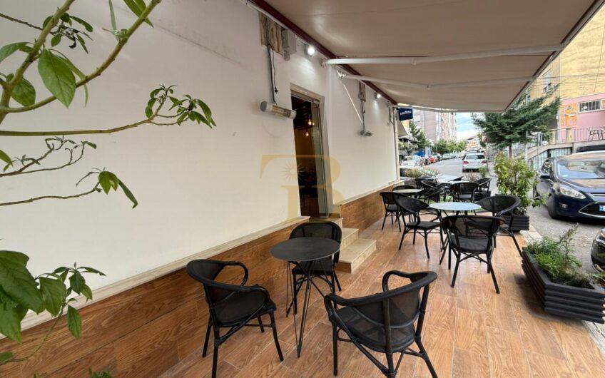 Ambjent biznesi( Bar-Kafe) në shitje, Porcelan