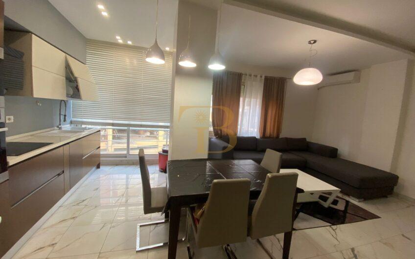 Apartament 2+1+2 me qera, Liqeni i Thatë