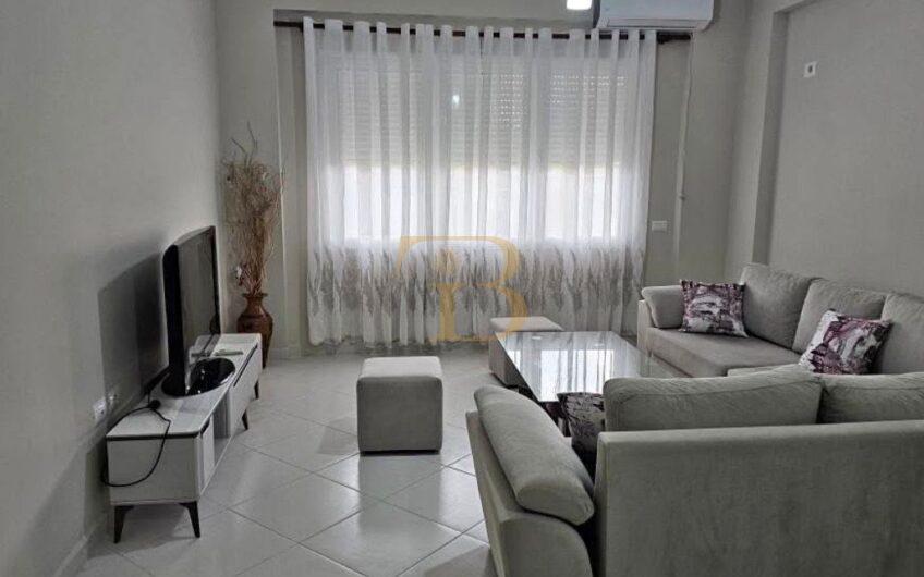 Apartament 2+1 me qera, Liqeni Artificial