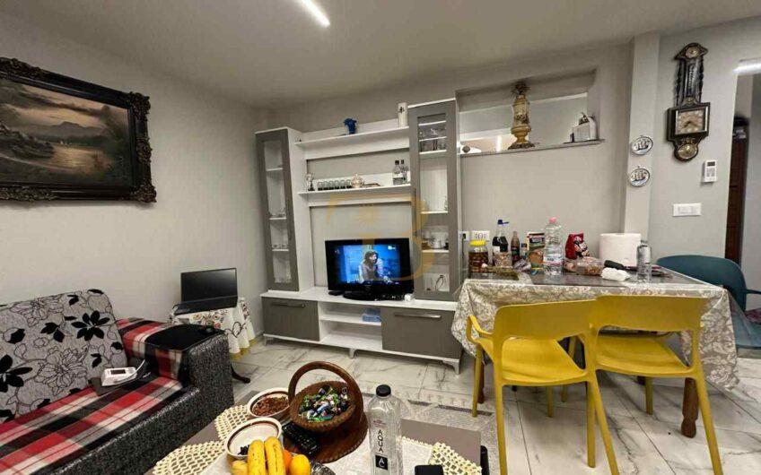 Apartament 1+1 me qera, Shkolla e Kuqe