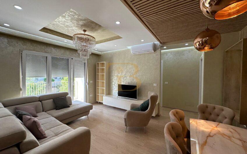Apartament 2+1+2 me qera, Liqeni Thate.