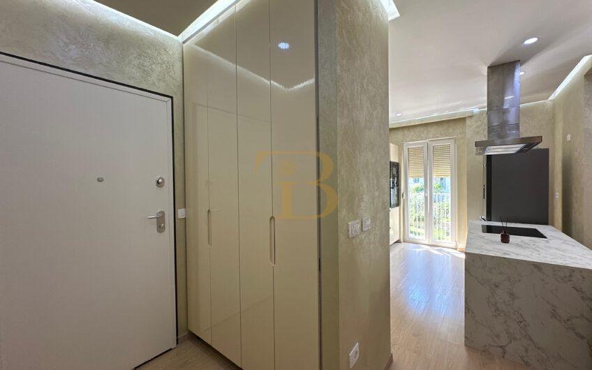 Apartament 2+1+2 me qera, Liqeni Thate.