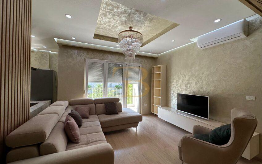 Apartament 2+1+2 me qera, Liqeni Thate.