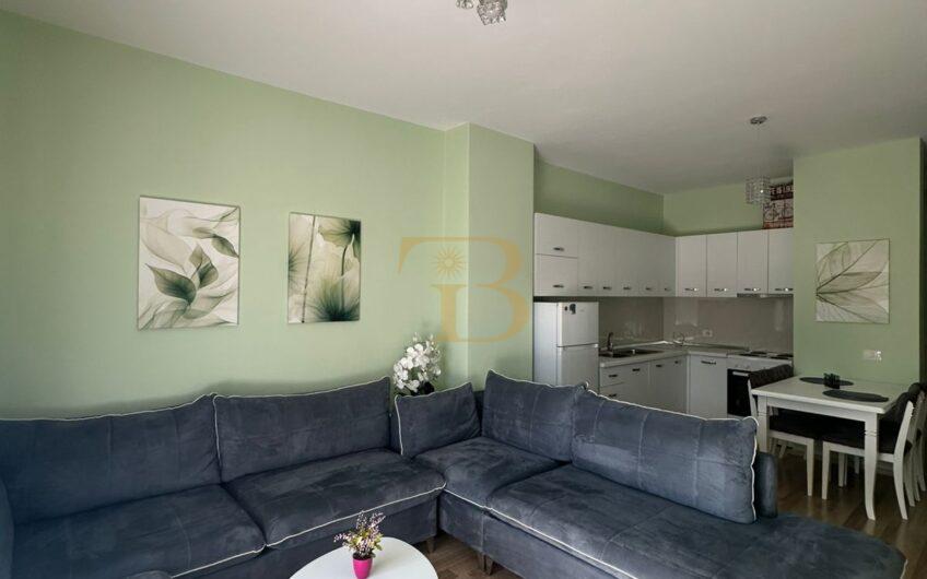 Apartament 1+1 me qera, perballe Toptanit