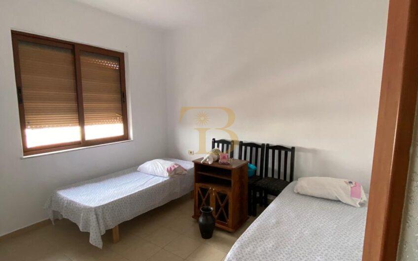 Duplex 2+1+2 me qera, Kristal Center
