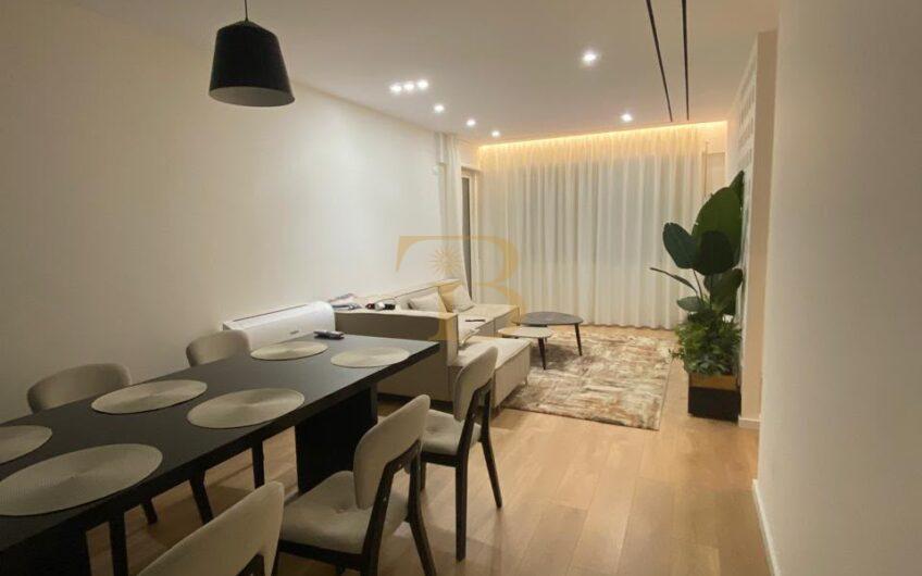 Apartament 3+1+2 me qera, Liqeni Thate