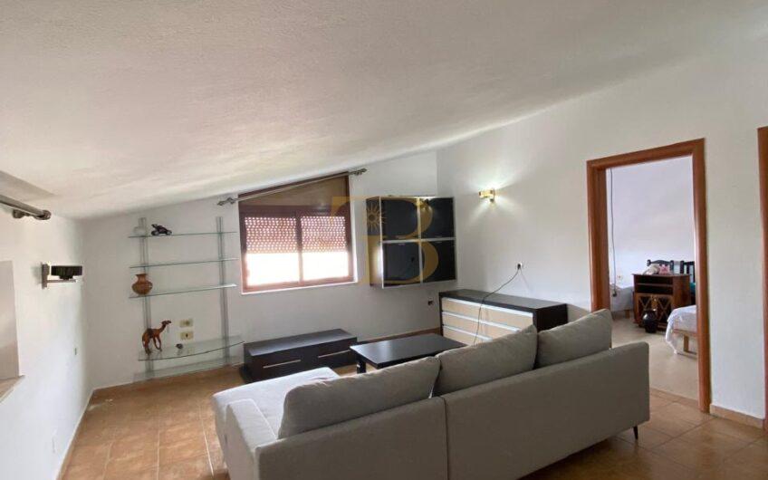 Duplex 2+1+2 me qera, Kristal Center