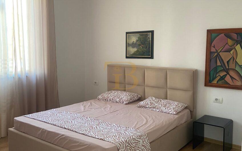 Apartament 1+1 me qera, Qendër