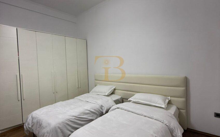 Apartament 2+1+2 me qera, Rruga e Barrikadave