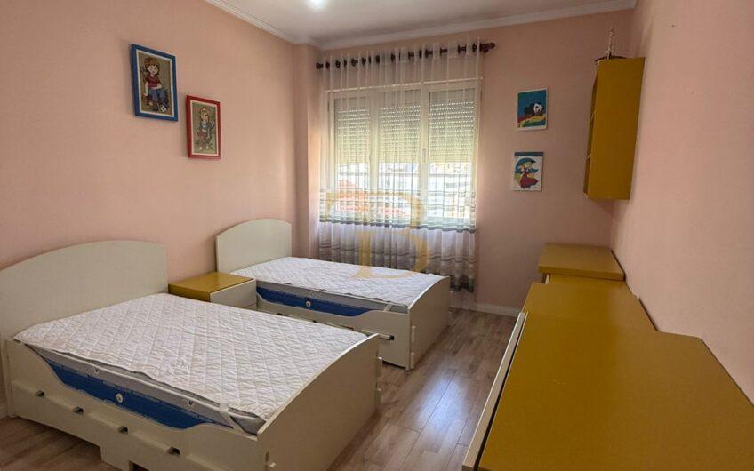 Apartament 2+1 me qera, Kristal Center