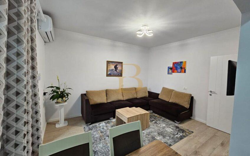 Apartament 1+1 me qera, Rruga e Kavajës