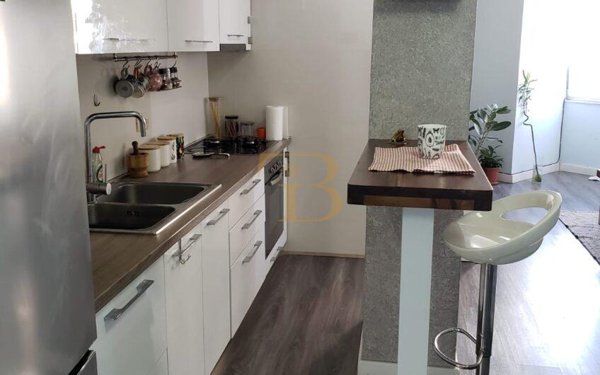Apartament 2+1 me qera, Kristal Center
