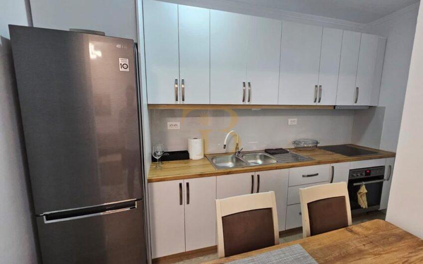 Apartament 1+1 me qera, Rruga e Kavajës