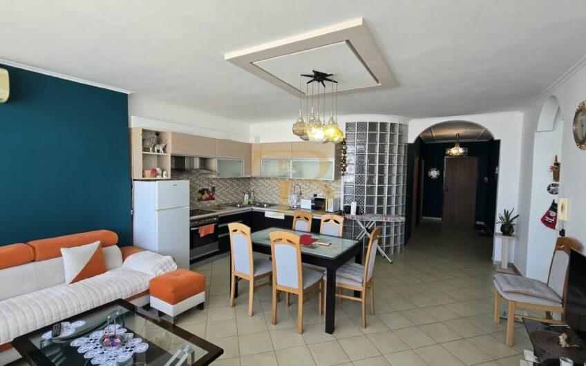 Apartament 3+1+2 në shitje, Rruga e Kavajës