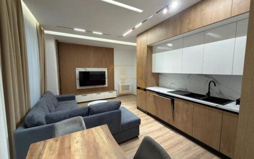 Apartament 2+1 me qera, Komuna e Parisit.