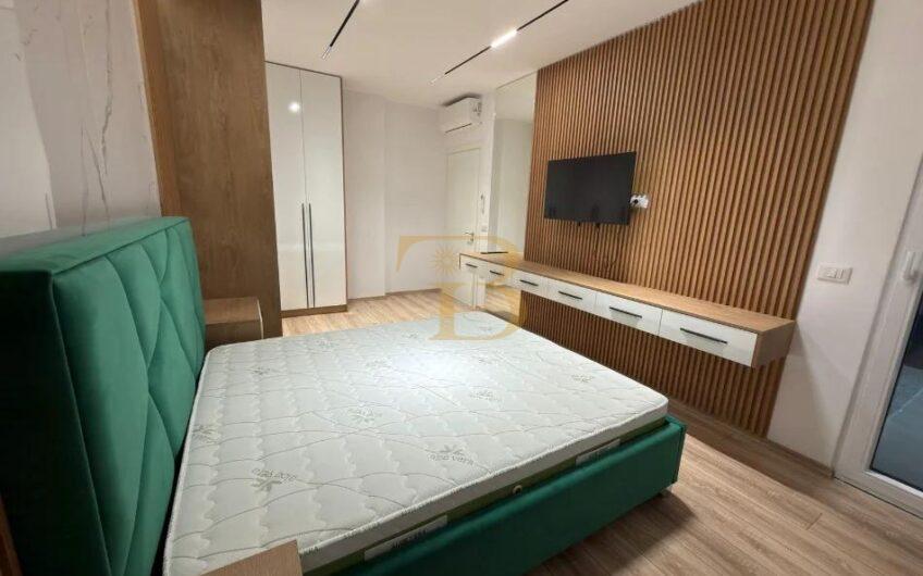 Apartament 2+1 me qera, Komuna e Parisit.