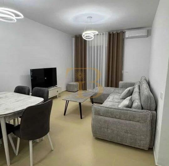 Apartament 2+1 me qera, Kompleksi Star