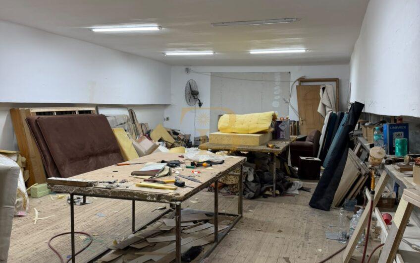Ambjent magazinimi me qera, Sarande