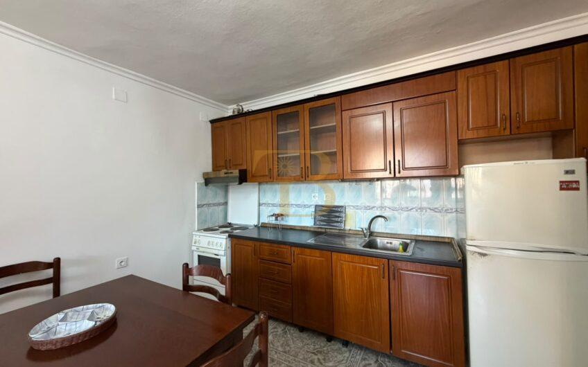 Apartament 1+1 në shitje, rruga Asim Vokshi